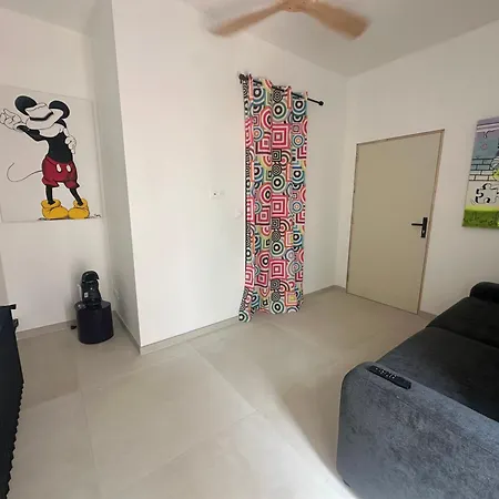 Independant Avec Parking